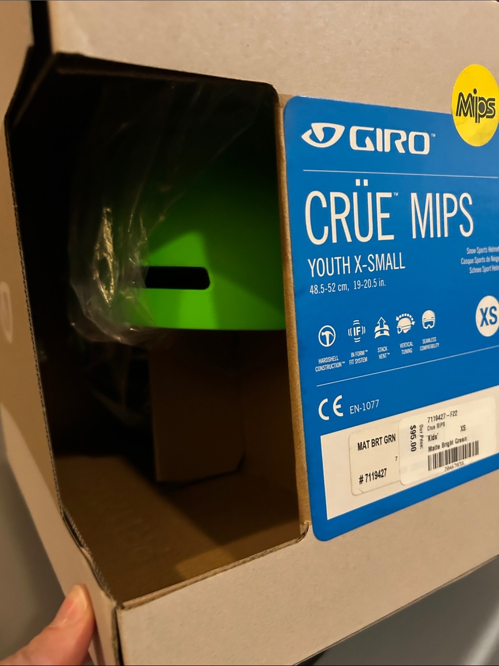 Giro Crüe MIPS x-Small/XSYouth Helmet in Matte Bright Green Skiing or Snowboard